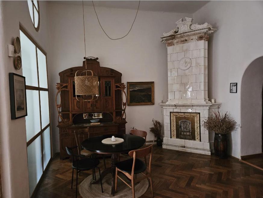 דירות Bistriţa Anno 1800 מראה חיצוני תמונה